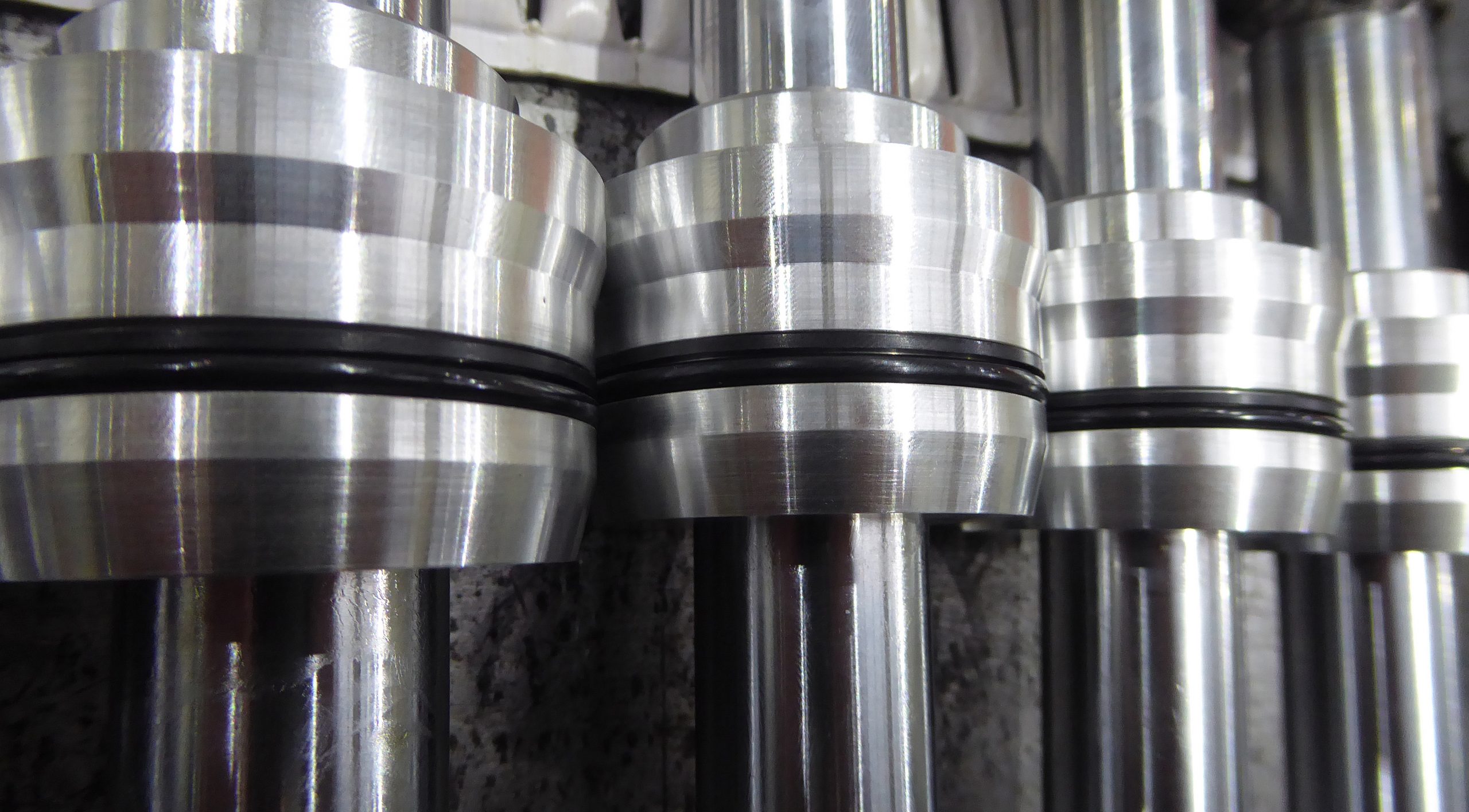 Hydraulic cylinder parts