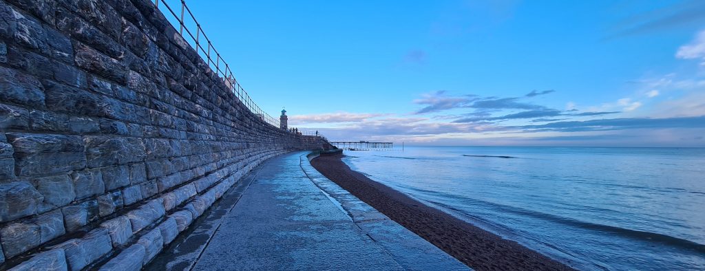 Teignmouth Sea wall landscape